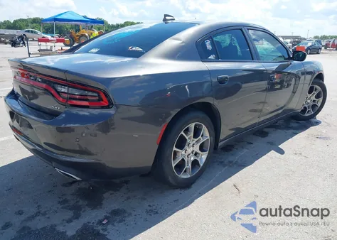 2016 Dodge Charger Sxt z USA, uszkodzony, nr VIN 2C3CDXJG5GH313335